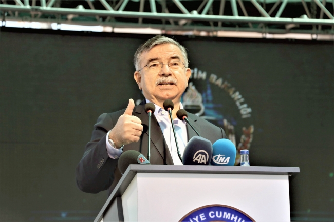 Öğrencilere klavyeli bilgisayar verilecek